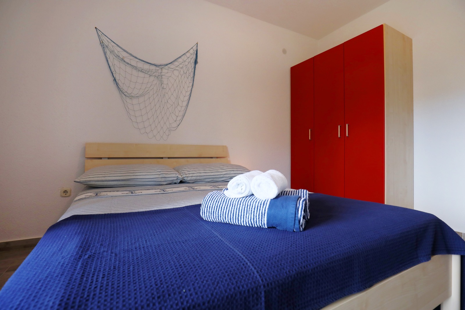 Lanterna second bedroom